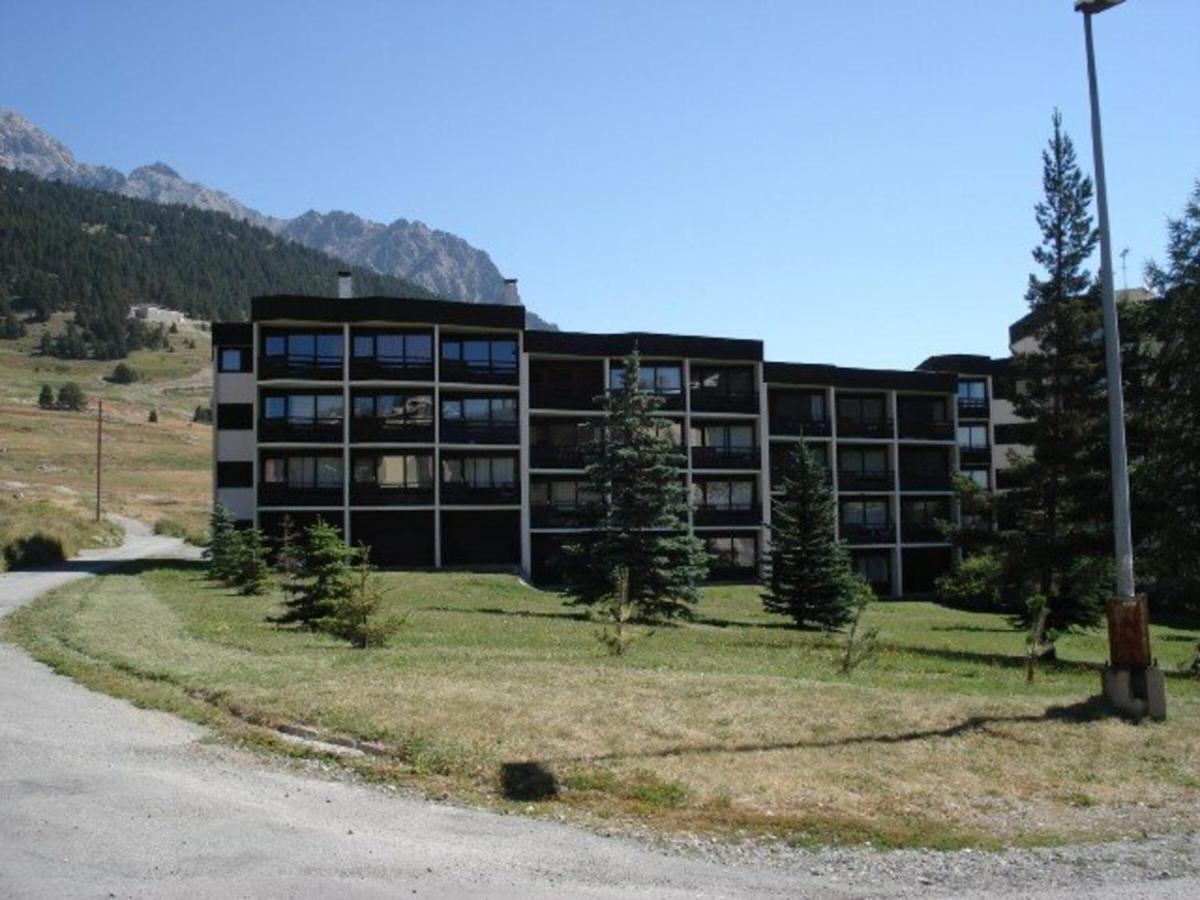Studio Renove Pour 3 Au Centre De Montgenevre Avec Parking - Fr-1-266-166 Exteriör bild